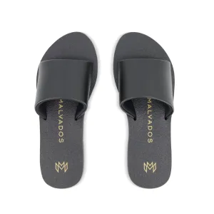 Ellie Slides (Blackout)