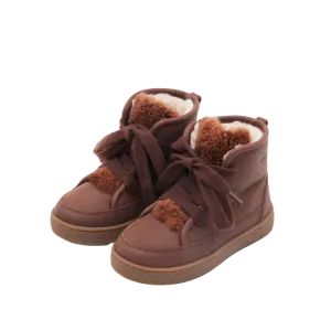 Flinn | Milk Chocolate Leather