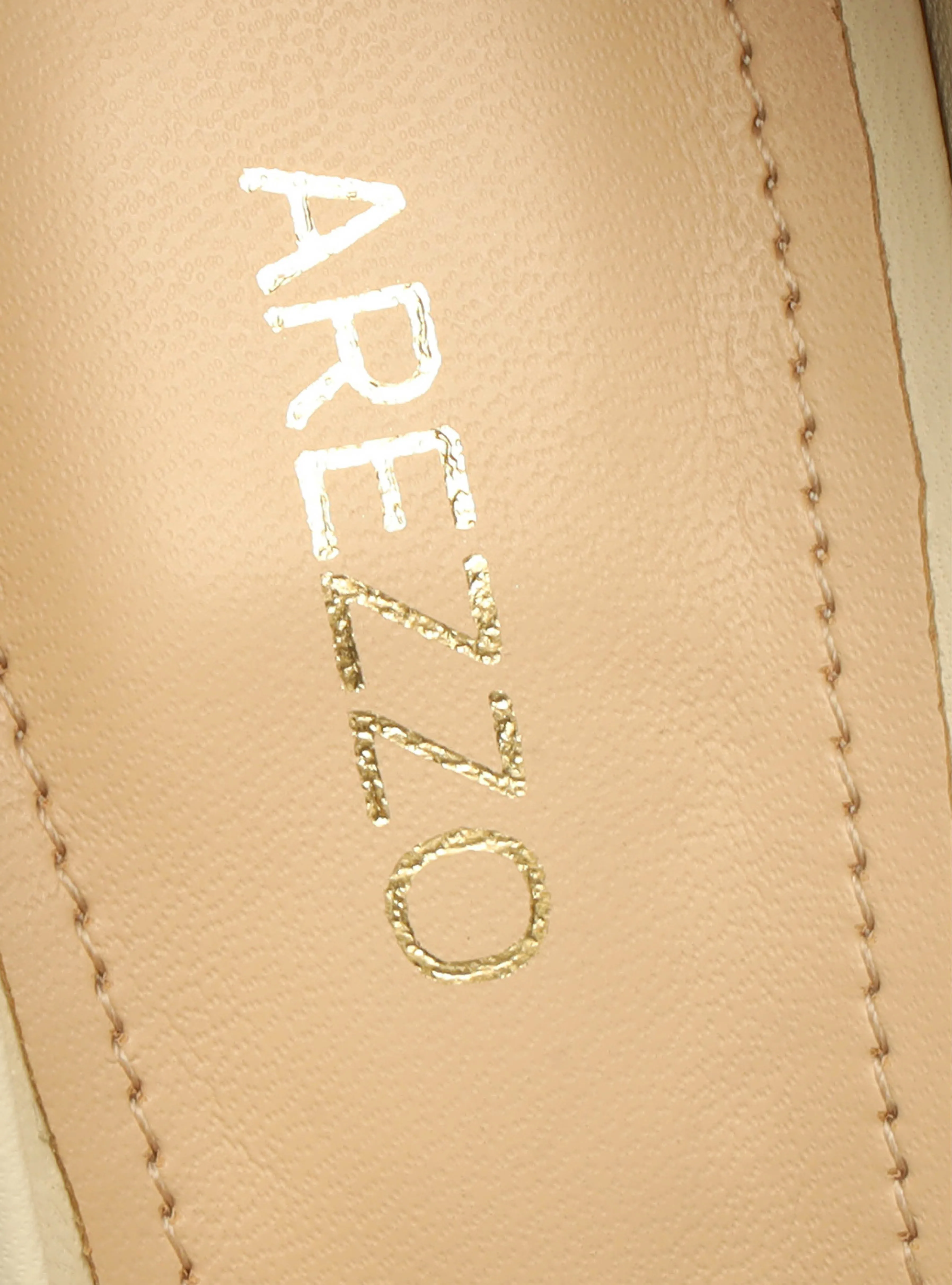 Gabriella High Stiletto Pump | Off White Leather