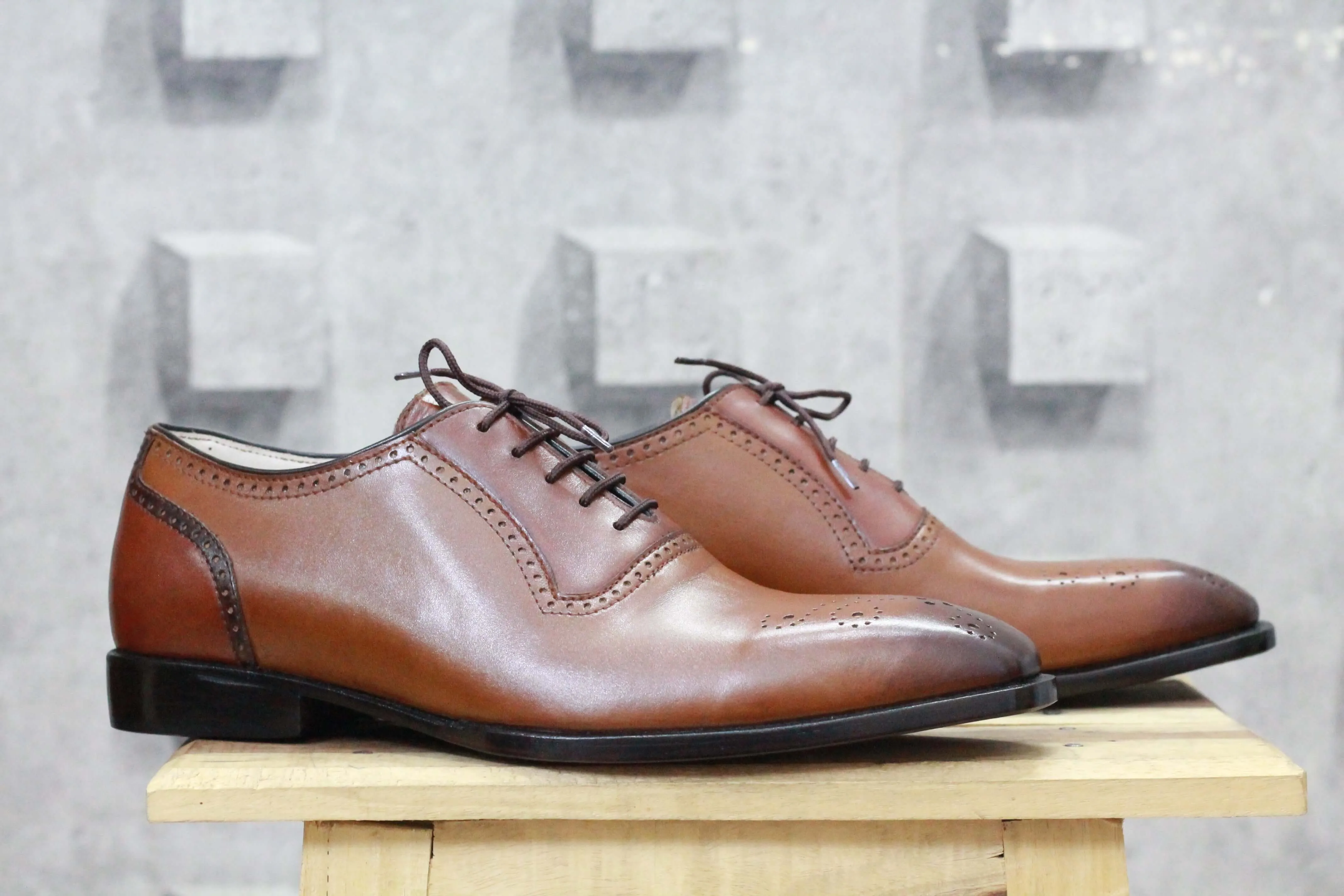 Handmade Men's Brown Brogue Leather Lace Up Shoes, Men Designer Dress Formal Luxury Shoes