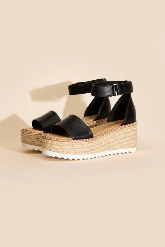 Tuckin Platform Sandal