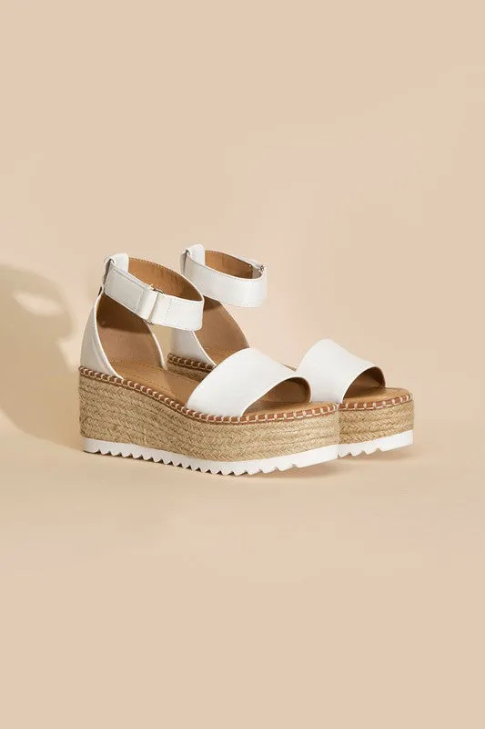 Tuckin Platform Sandal